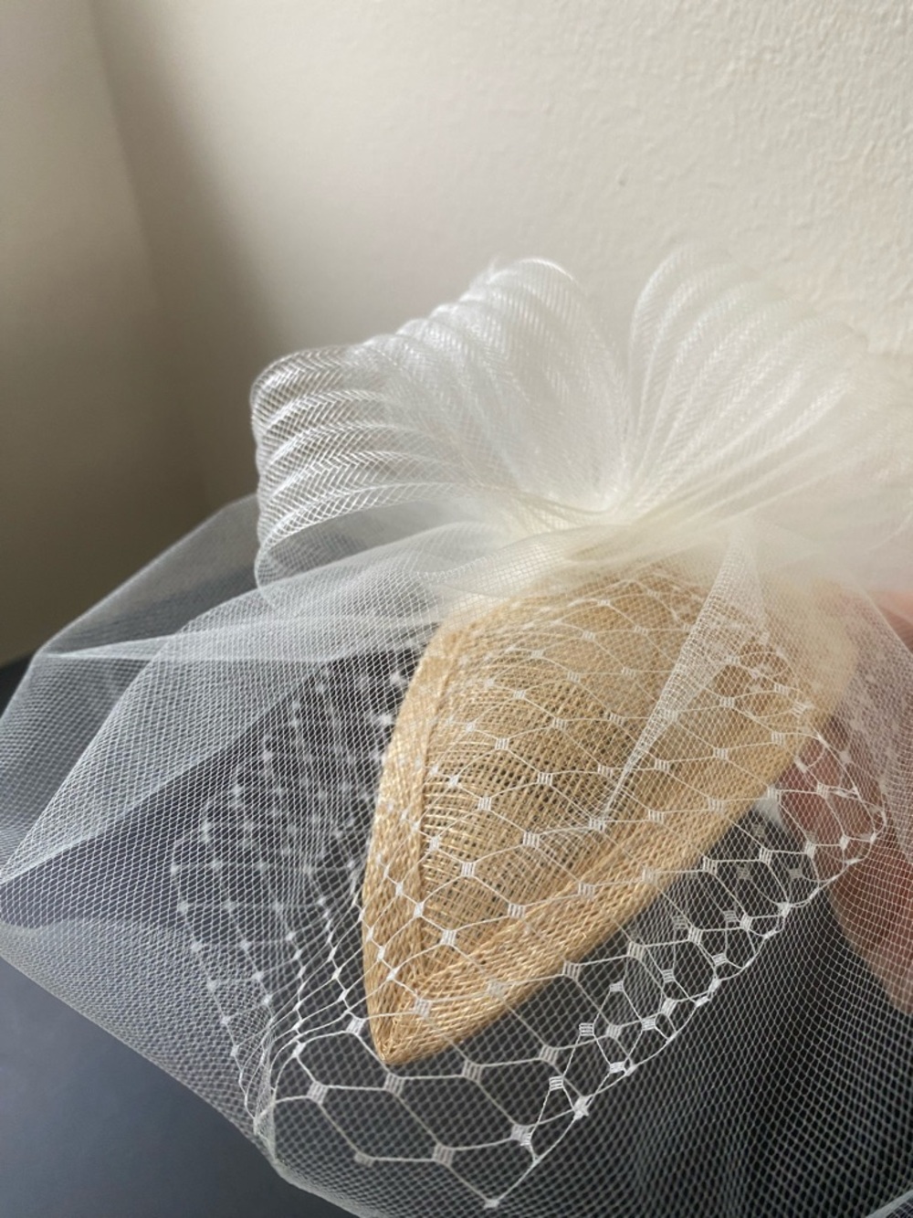 BHLDN Natural Straw Fascinator with Ivory Tulle Bow and Veil